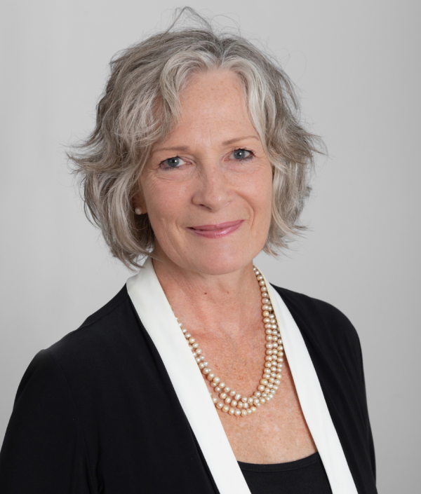 Catherine Dawe Certified Residential and Commercial Real Estate Broker AEO