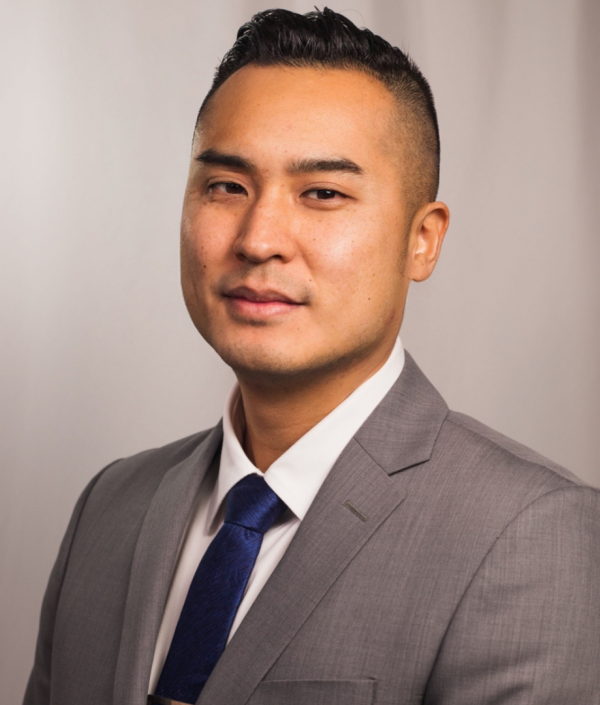 Alexander Cho Courtier immobilier résidentiel