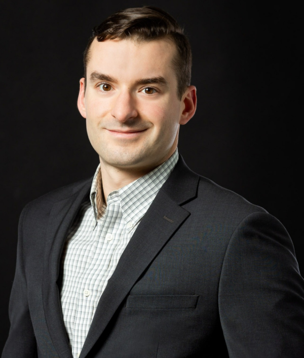 Alexander Zamozdra Courtier immobilier résidentiel