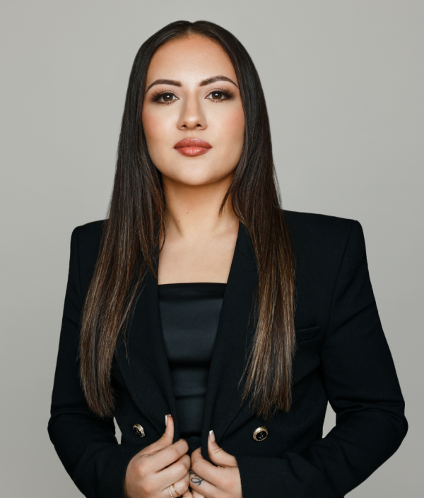 Émilie Calderon Residential and Commercial Real Estate Broker